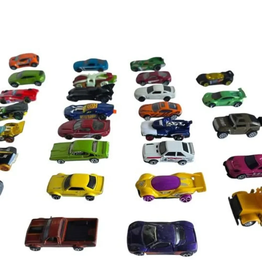 Lot of 26 Hot Wheels & Diecast Cars - Trucks, Cars, SUVs